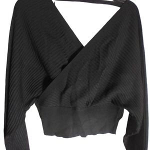 3/$15 NWT Fashion Nova cross over sweater